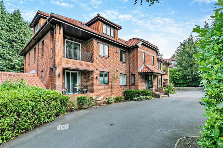 3 bedroom flat, Kent Road, Harrogate HG1 - Sold