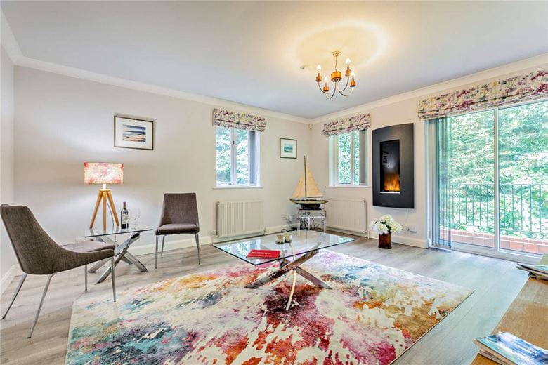 3 bedroom flat, Kent Road, Harrogate HG1 - Sold