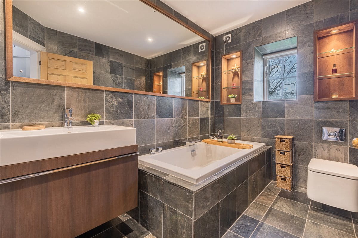 4 bedroom house, High Street, Hampsthwaite HG3 - Sold STC