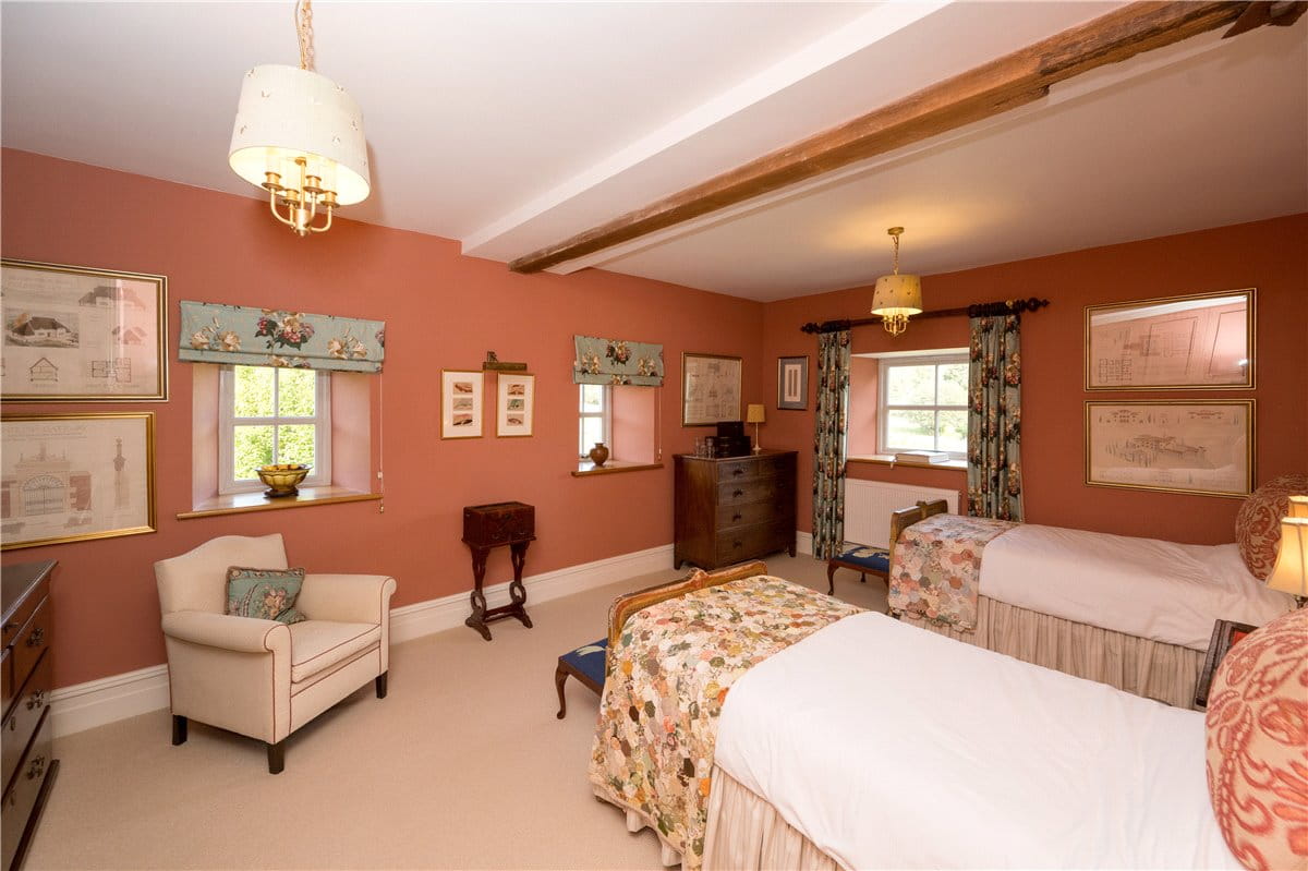 5 bedroom house, Lothersdale, Near Skipton BD20 - Available