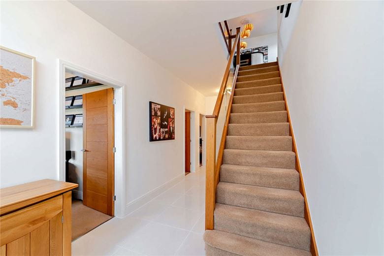4 bedroom house, Oakdale, Harrogate HG1 - Available