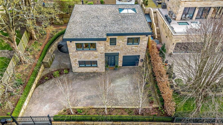 4 bedroom house, Oakdale, Harrogate HG1 - Sold