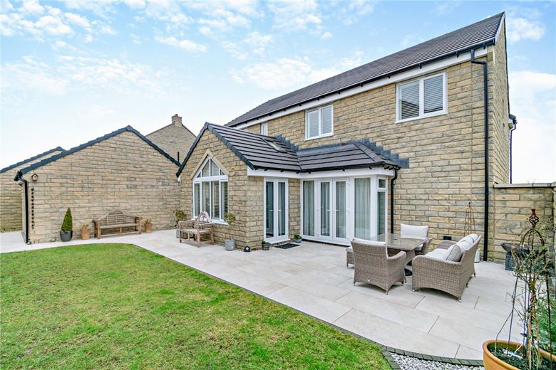 5 bedroom house, Oakstead Garth, Killinghall HG3 - Available