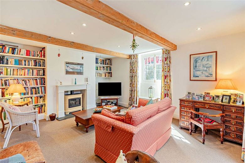 5 bedroom house, Church Square, Harrogate HG1 - Available