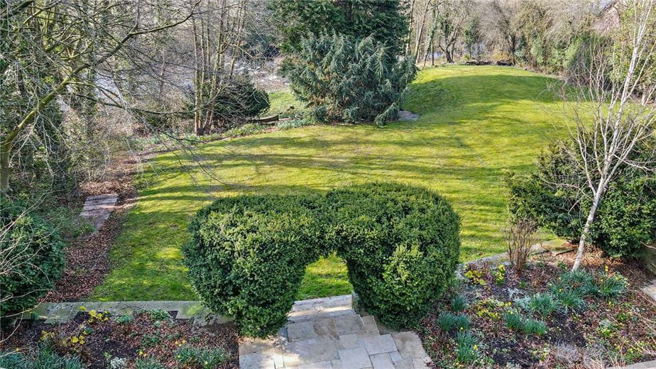 5 bedroom house, Nidd Bank, Knaresborough HG5 - Available