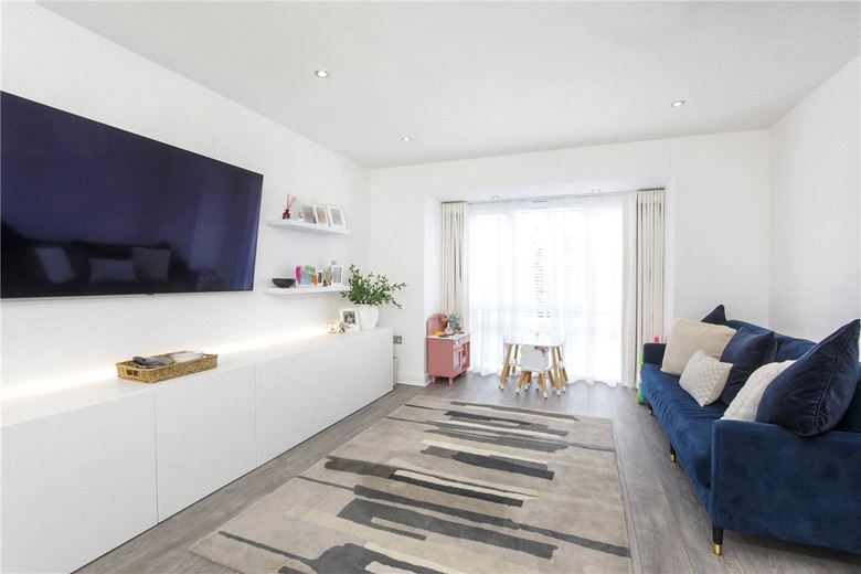 5 bedroom house, Hughlings Close, Green Hammerton YO26 - Available