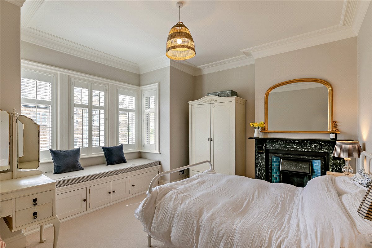 6 bedroom house, Crag Lane, Huby LS17 - Sold