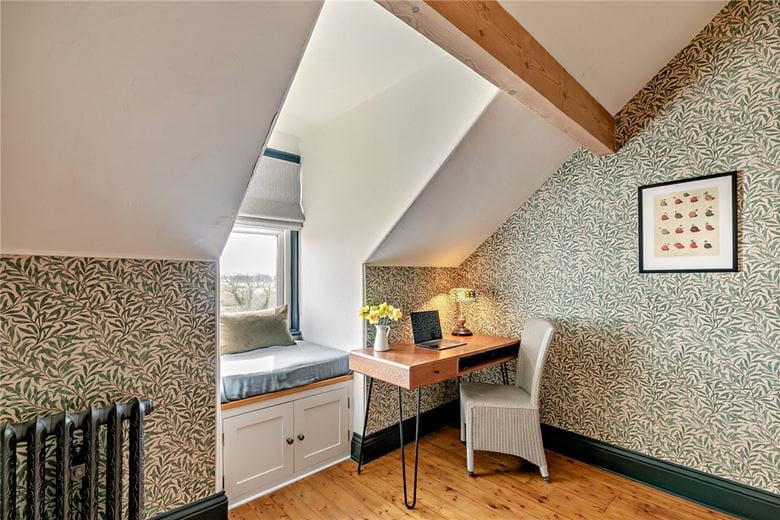 6 bedroom house, Crag Lane, Huby LS17 - Sold