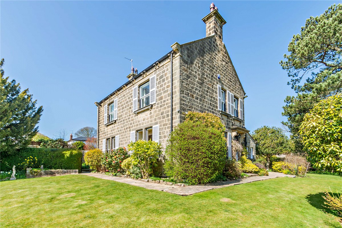 3 bedroom house, Strait Lane, Huby LS17 - Sold