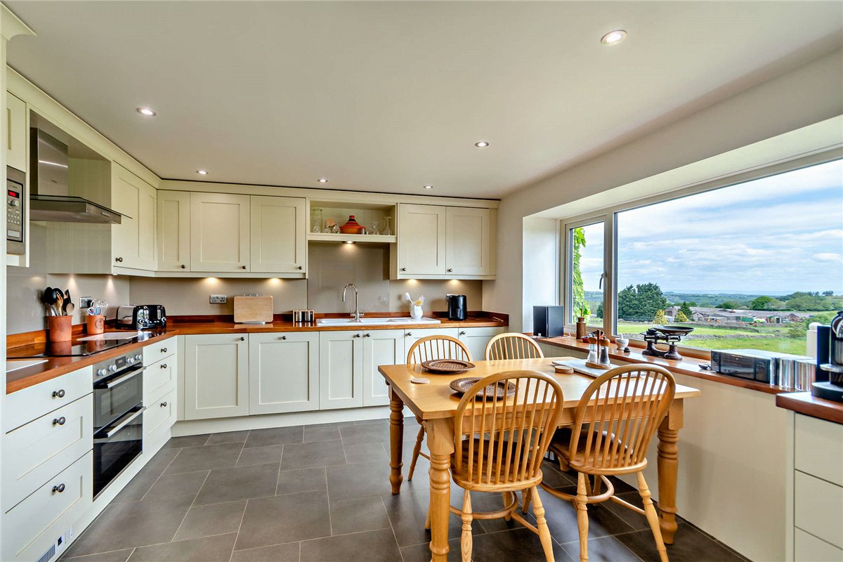 4 bedroom house, Stumps Lane, Darley HG3 - Available