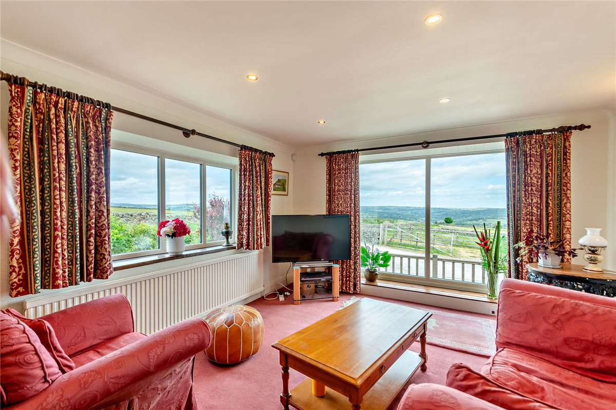 4 bedroom house, Stumps Lane, Darley HG3 - Available