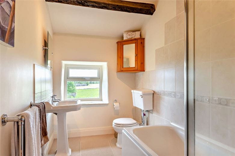 4 bedroom house, Stumps Lane, Darley HG3 - Available