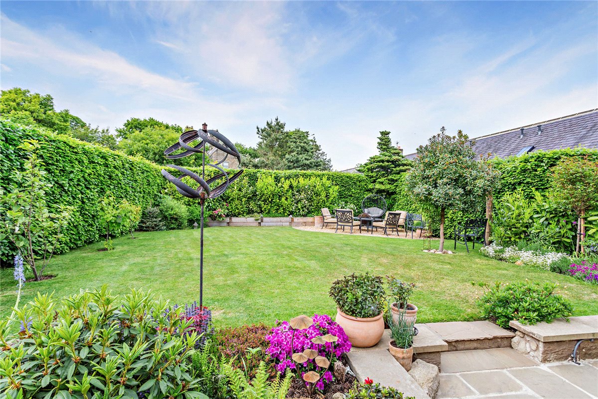 4 bedroom house, Moor Park, Beckwithshaw HG3 - Sold