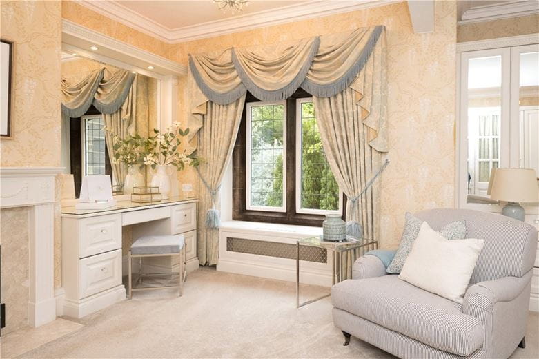 6 bedroom house, Moor Lane, Burley in Wharfedale LS29 - Sold STC