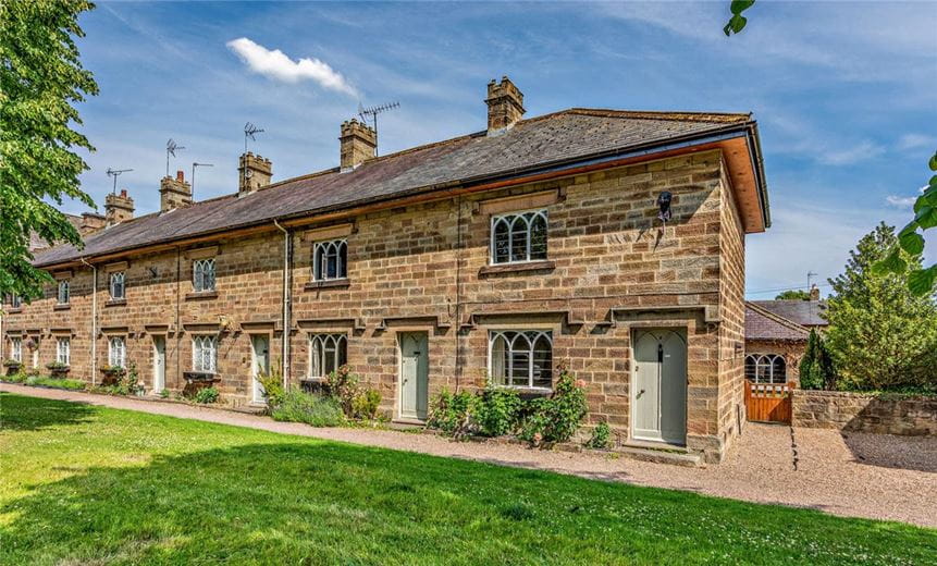 2 bedroom house, Main Street, Ripley HG3 - Available