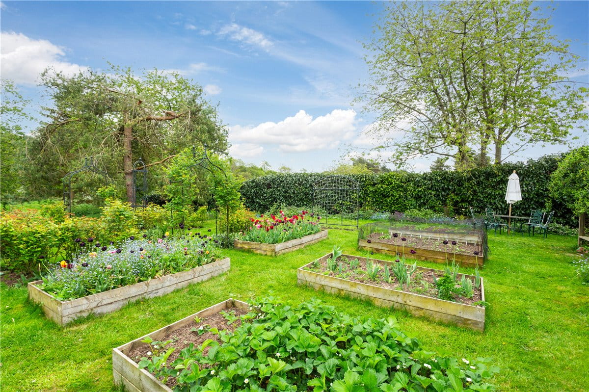 4 bedroom house, Cocksford, Stutton LS24 - Available