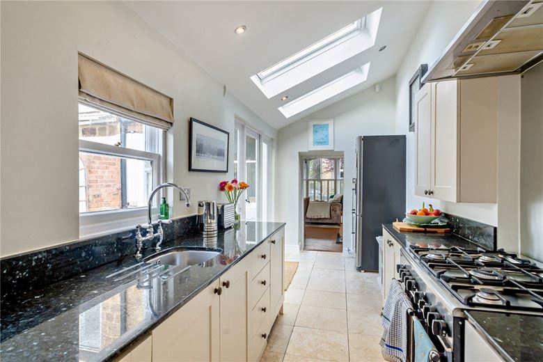 3 bedroom house, West End Avenue, Harrogate HG2 - Available