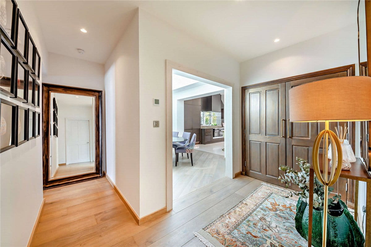 3 bedroom flat, Victoria Avenue, Harrogate HG1 - Sold STC