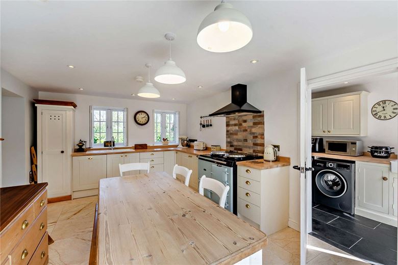 4 bedroom cottage, Mickley, Ripon HG4 - Available