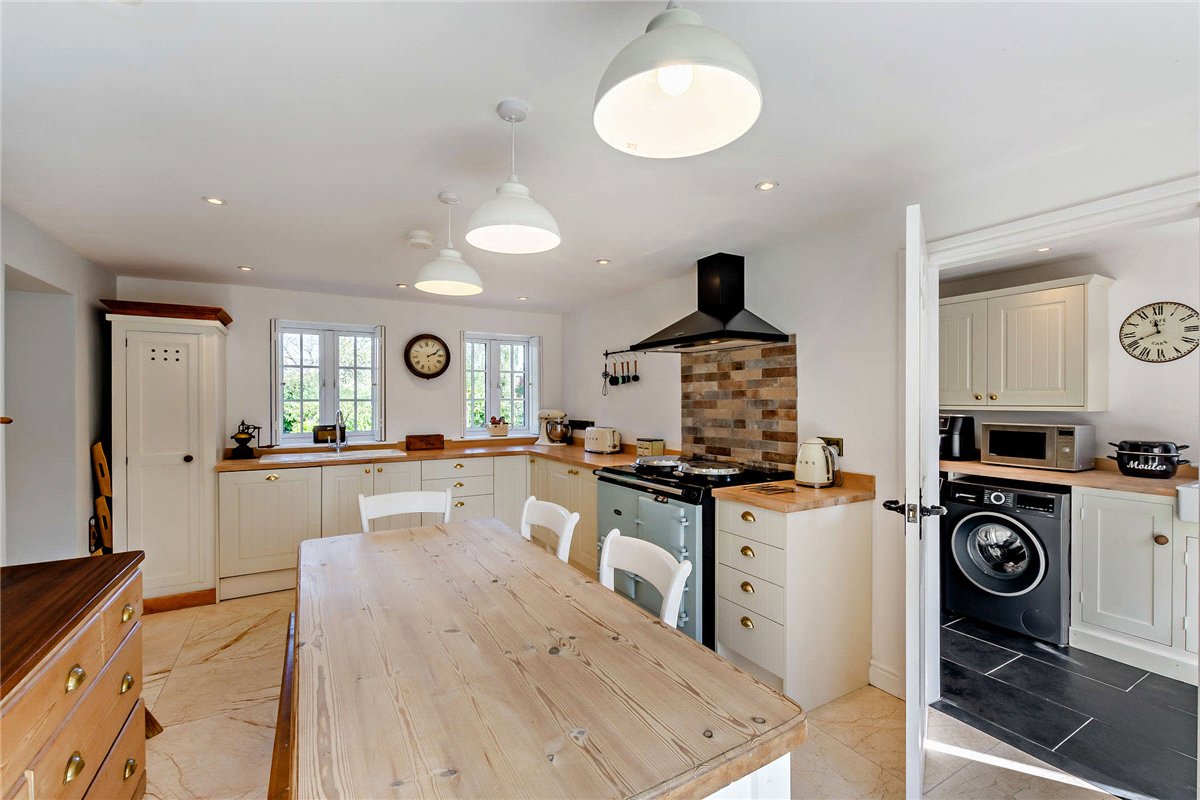 4 bedroom cottage, Mickley, Ripon HG4 - Available