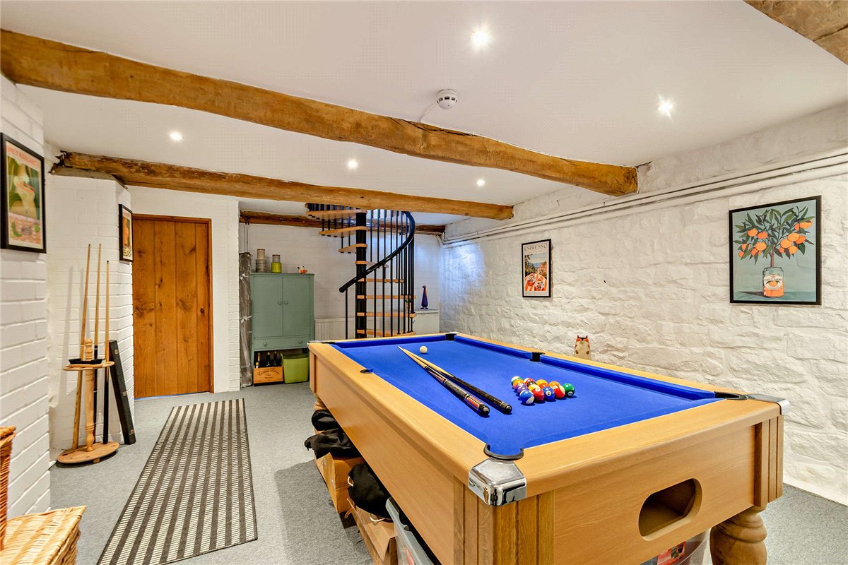 11 bedroom house, Healey, Ripon HG4 - Available