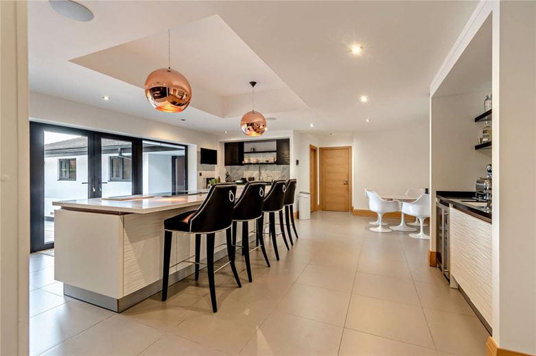 5 bedroom house, Trip Garth, Linton LS22 - Available
