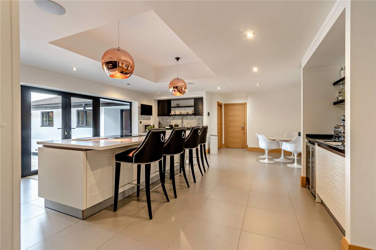 5 bedroom house, Trip Garth, Linton LS22 - Available