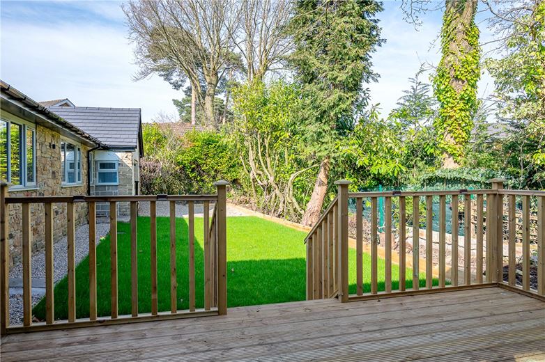 4 bedroom bungalow, Heather Vale, Scarcroft LS14 - Available