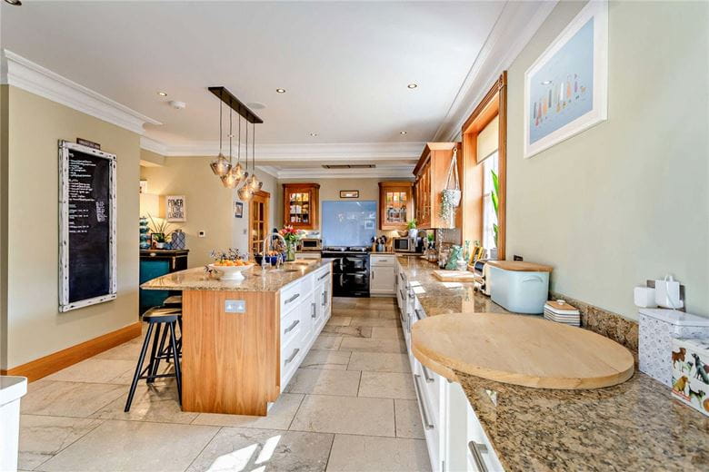 5 bedroom house, Church Street, Whixley YO26 - Available