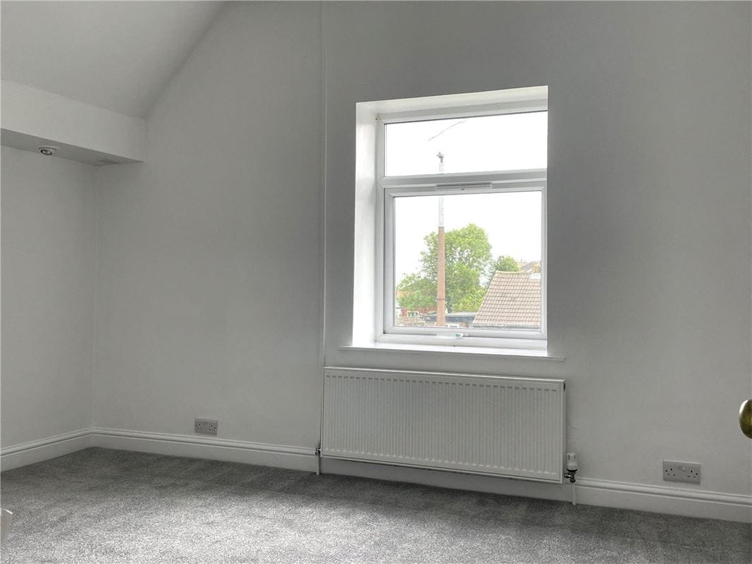 2 bedroom house, Church Street, Emley HD8