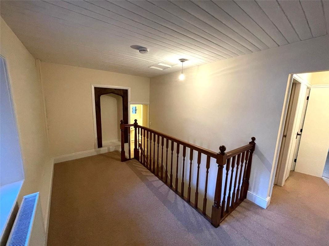 3 bedroom cottage, Nabbs Lane, Slaithwaite HD7 - Under Offer