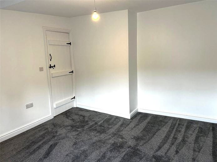 2 bedroom house, Ouzelwell Hall Farm Cottage, Ouzelwell Lane WF12 - Available