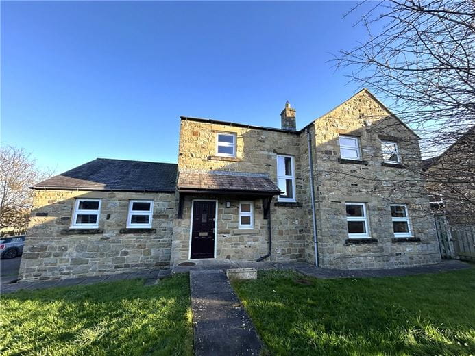 4 bedroom house, The Springs, Middleham DL8 - Available