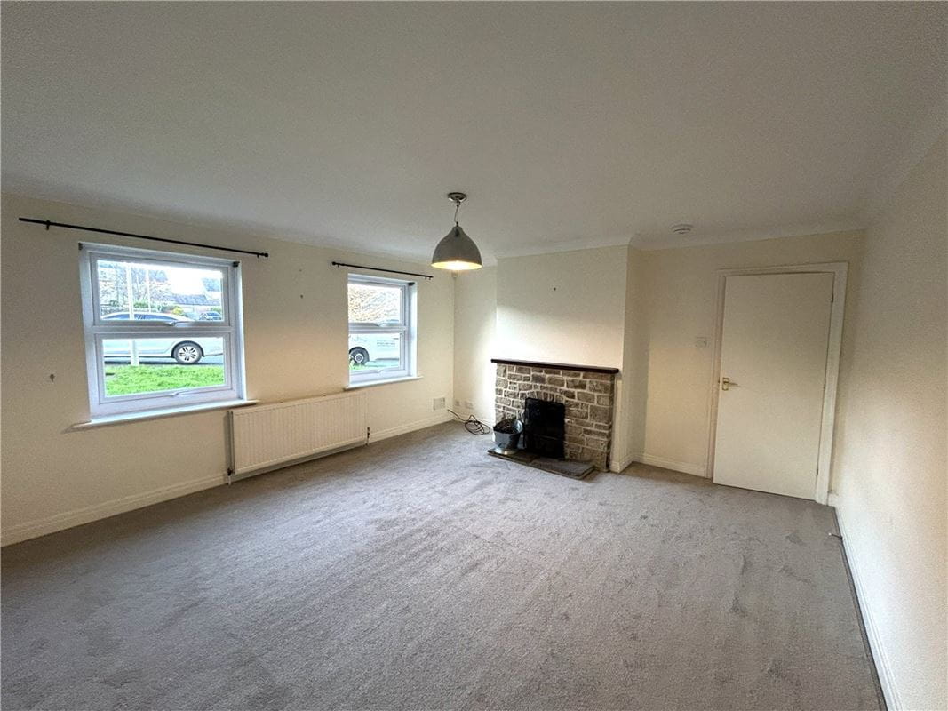 4 bedroom house, The Springs, Middleham DL8 - Available