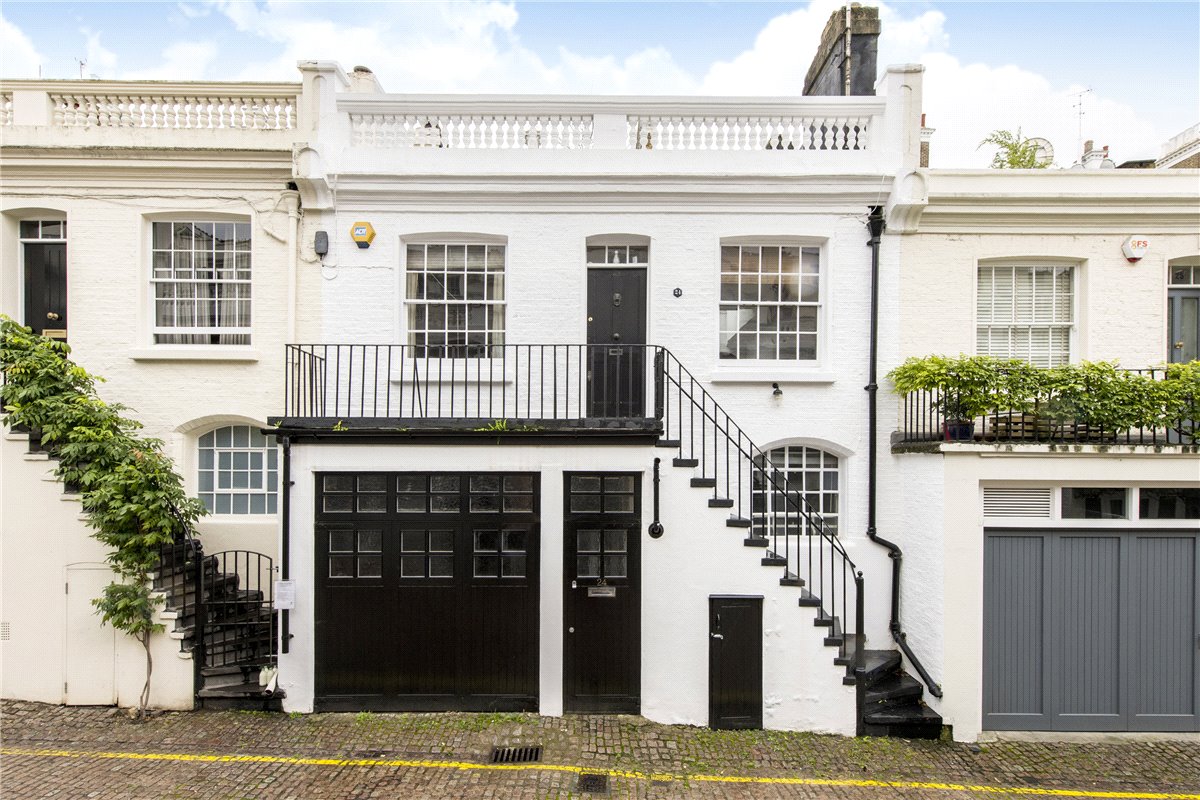 House for sale in Holland Park, Holland Park Mews, W11 Holland Park