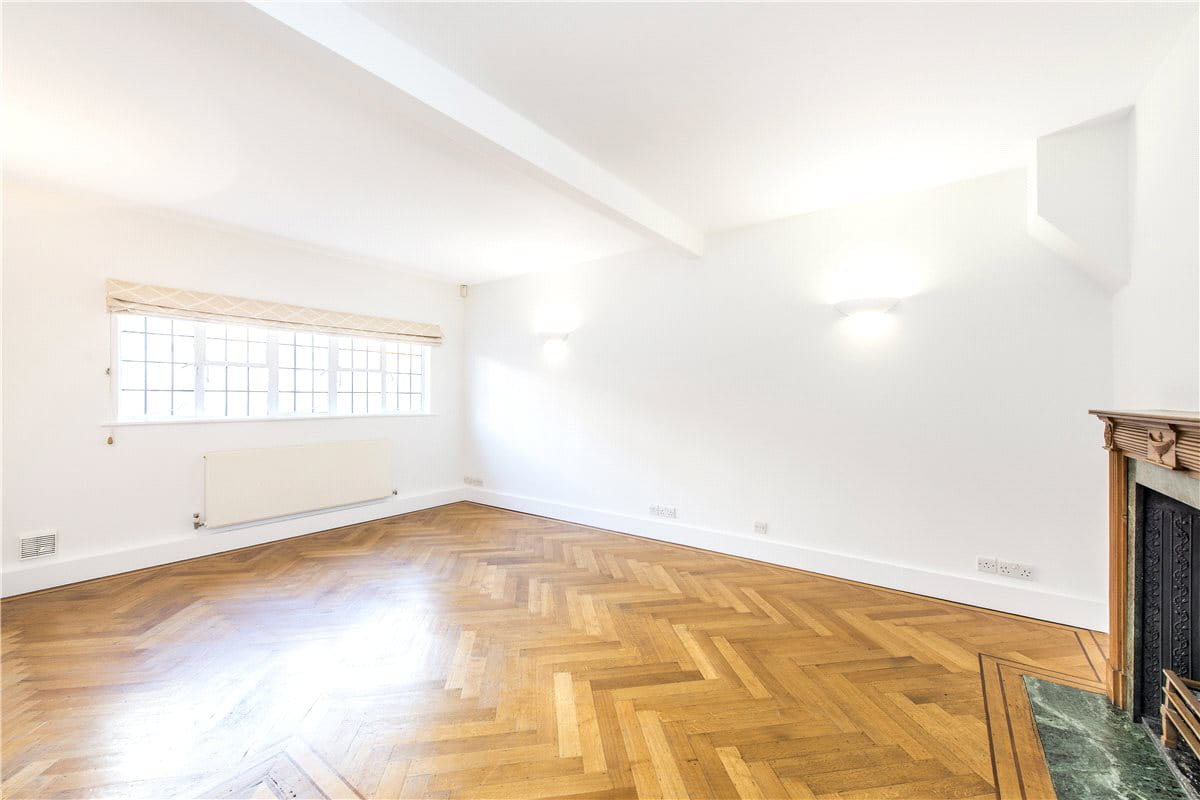 2 bedroom house, Thurloe Close, South Kensington SW7 - Available