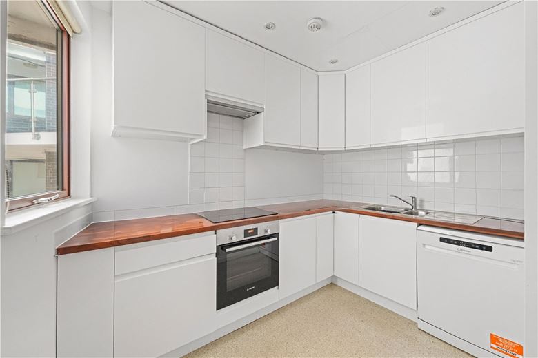 2 bedroom flat, Praed Street, Paddington W2