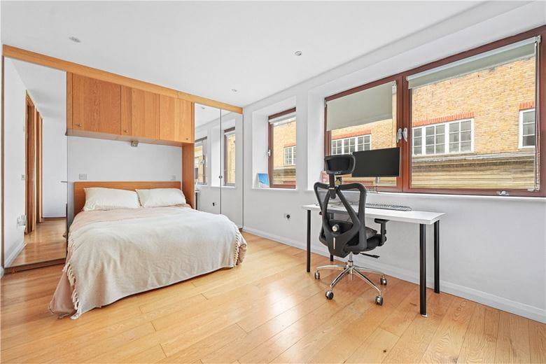 2 bedroom flat, Praed Street, Paddington W2