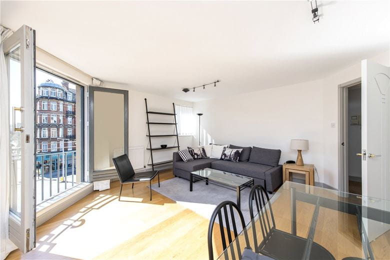 2 bedroom flat, Artesian Road, Bayswater W2