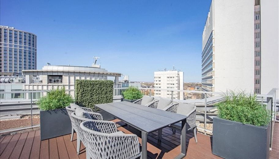 4 bedroom flat, Merchant Square East, London W2 - Available