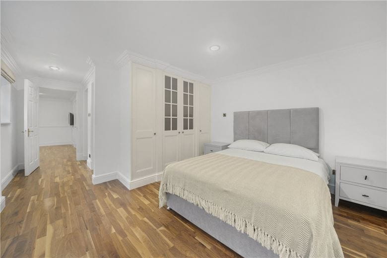 1 bedroom flat, Manson Place, South Kensington SW7 - Available