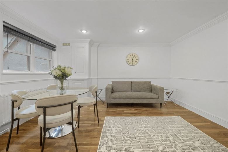 1 bedroom flat, Manson Place, South Kensington SW7 - Available