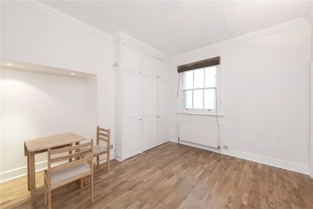 1 bedroom flat, Chesham Place, Belgravia SW1X - Available