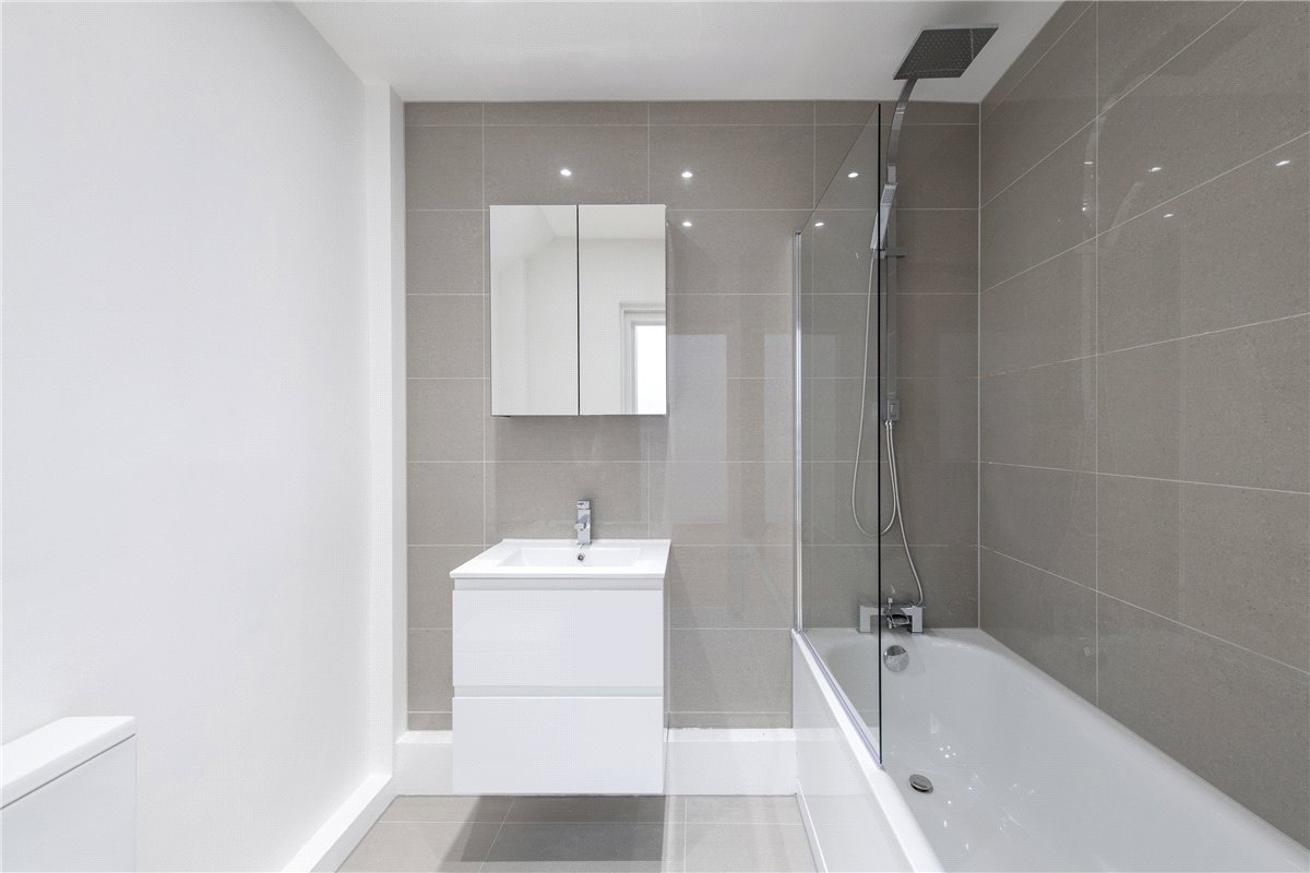 1 bedroom flat, Chesham Place, Belgravia SW1X - Available
