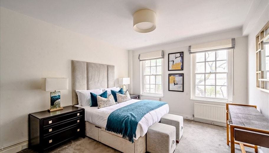2 bedroom flat, Pelham Court, 145 Fulham Road SW3 - Available