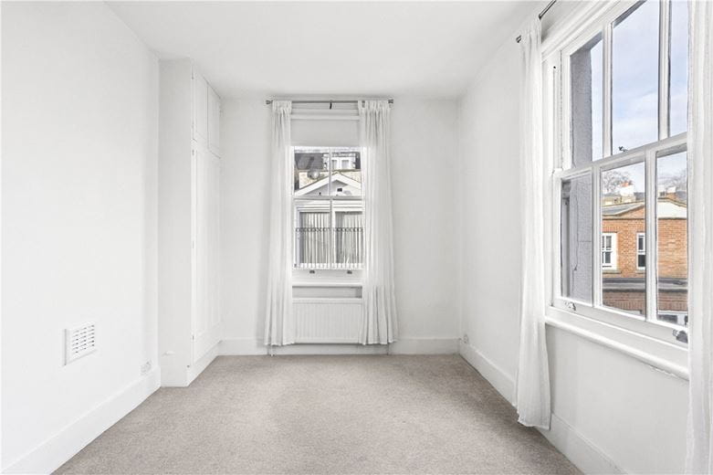 4 bedroom house, Donne Place, Chelsea SW3 - Available