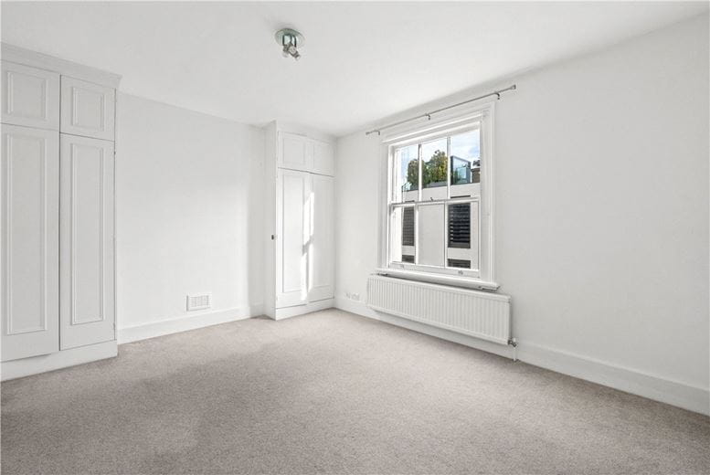4 bedroom house, Donne Place, Chelsea SW3 - Available