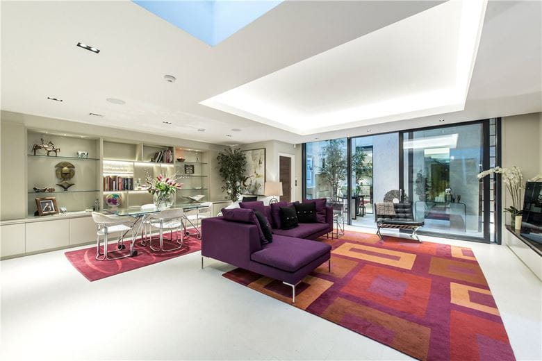 2 bedroom house, Elvaston Mews, London SW7 - Available