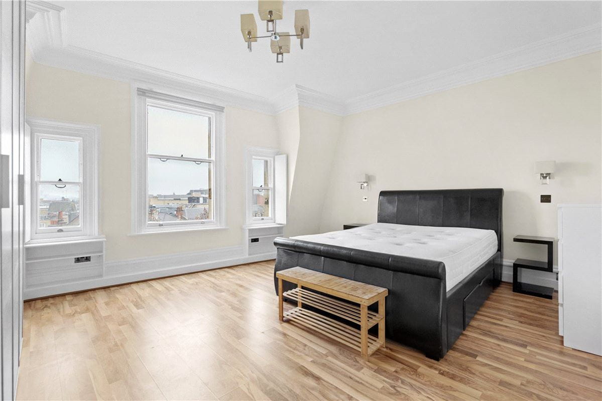 1 bedroom flat, Park Mansions, Knightsbridge SW1X - Available