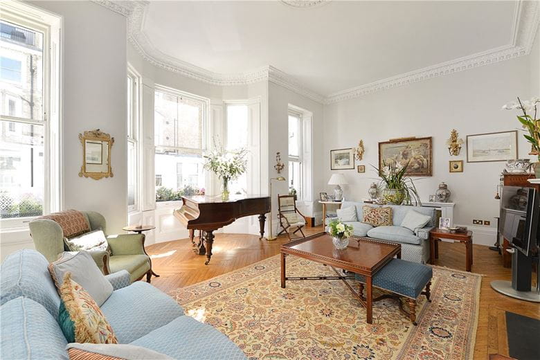 4 bedroom maisonette, Elvaston Place, London SW7 - Available